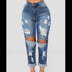 Fashion Nova Distressed Boyfriend Jeans